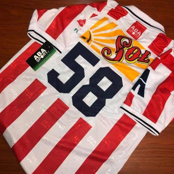 Dorsal 58 con etiqueta